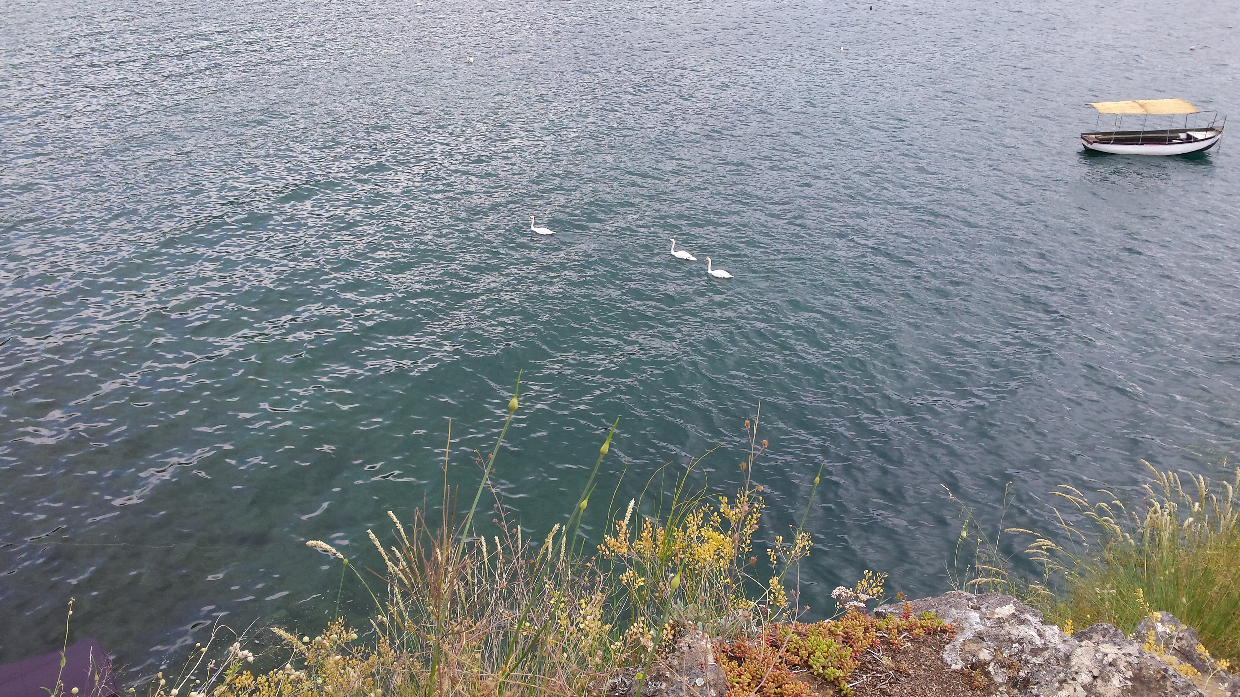 Озеро трех границ. Озеро три сестры Крым. Озеро три ключа. Голем Бран прска озеро Охрид пристаниште.