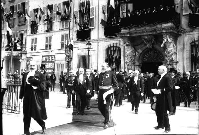 File:Ostau de vila de Tolon.jpg