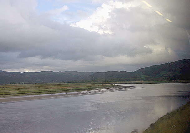 File:River from the train as it passes Glandyfi - geograph.org.uk - 1439414.jpg