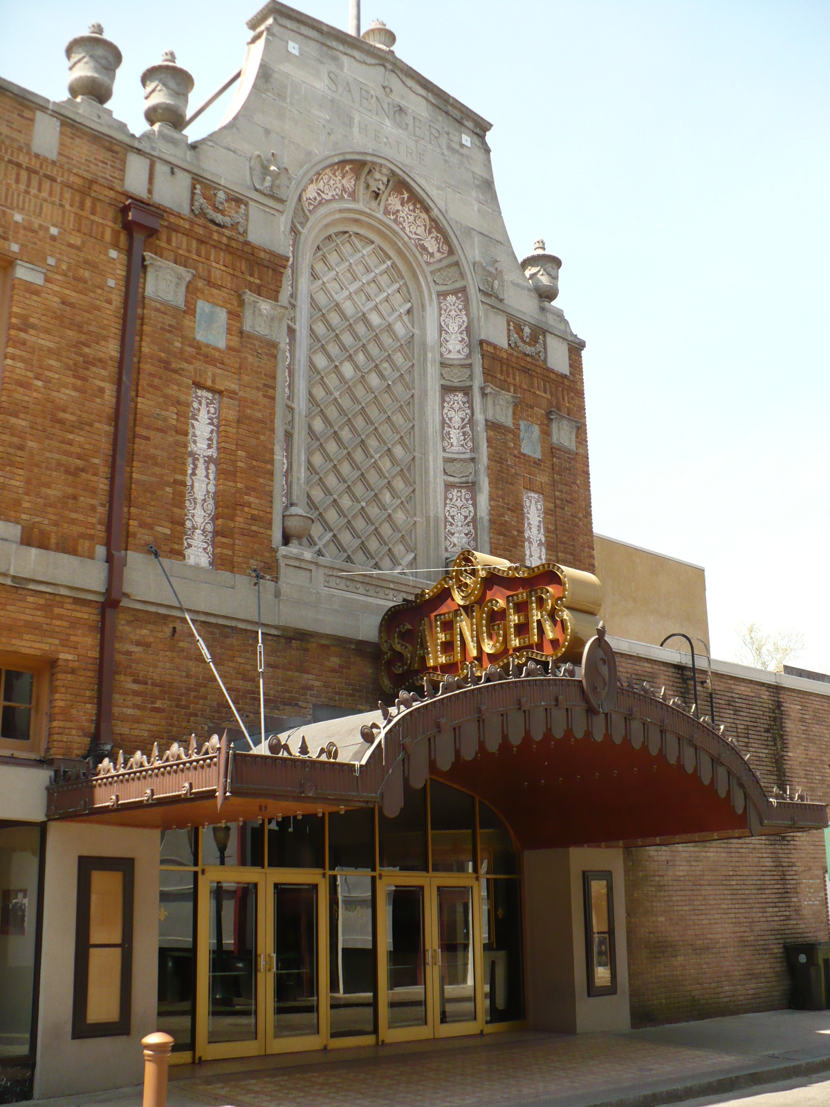 Saenger Theatre (Mobile, Alabama) - Wikipedia