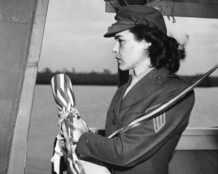 File:Sergeant Lena Mae Basilone christens USS Basilone (DD-824) at the Consolidated Steel Corporation Orange, Texas (USA), on 21 December 1945 (NH 103377).jpg