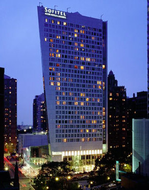 File:Sofitel Hotel Chicago (1).jpg