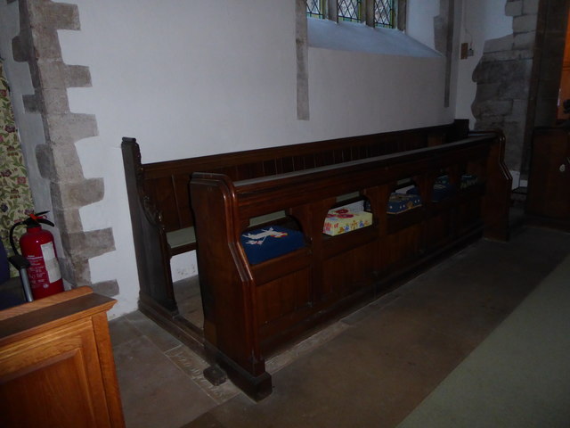 File:St Mary, Lakenheath, choir stalls - geograph.org.uk - 5199018.jpg