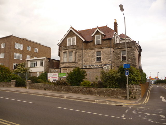 File:Swanage, 'Westbury', Rempstone Road - geograph.org.uk - 1365396.jpg