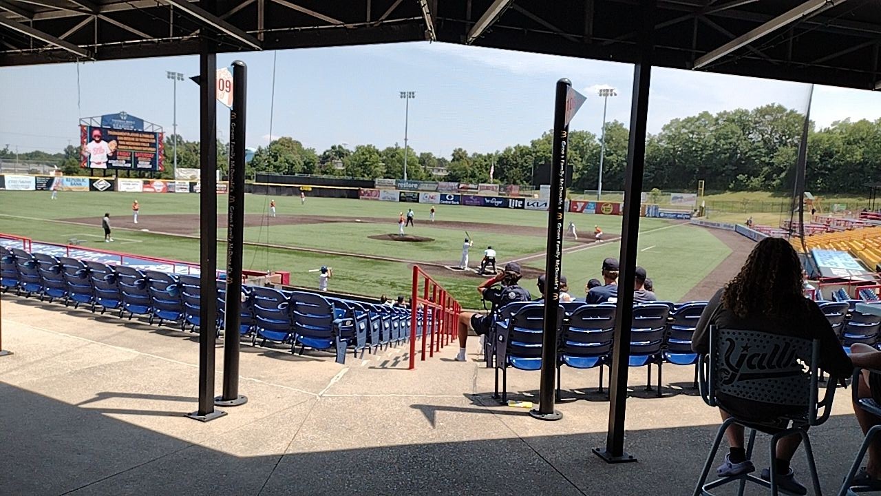 Florence Freedom baseball team renamed the Florence Y'alls