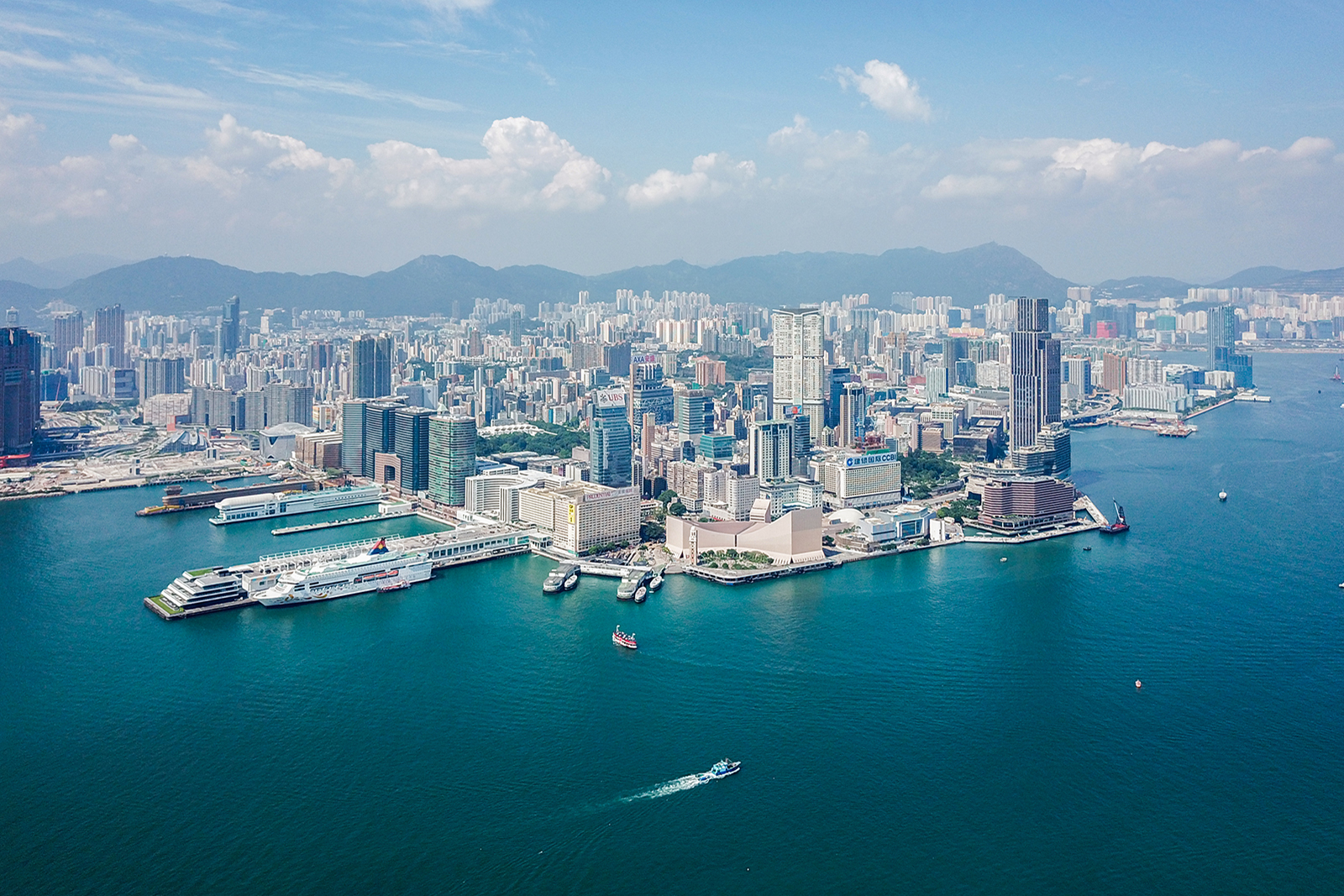 Tsim_Sha_Tsui_Overview_2018.jpg