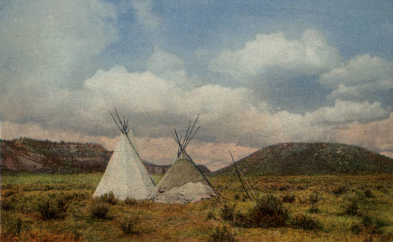 %22In_Apache_Land%2C_Arizona._Fred_Harvey_series._Two_teepees.%22_%28NBY_21775%29_%28cropped%29.jpg