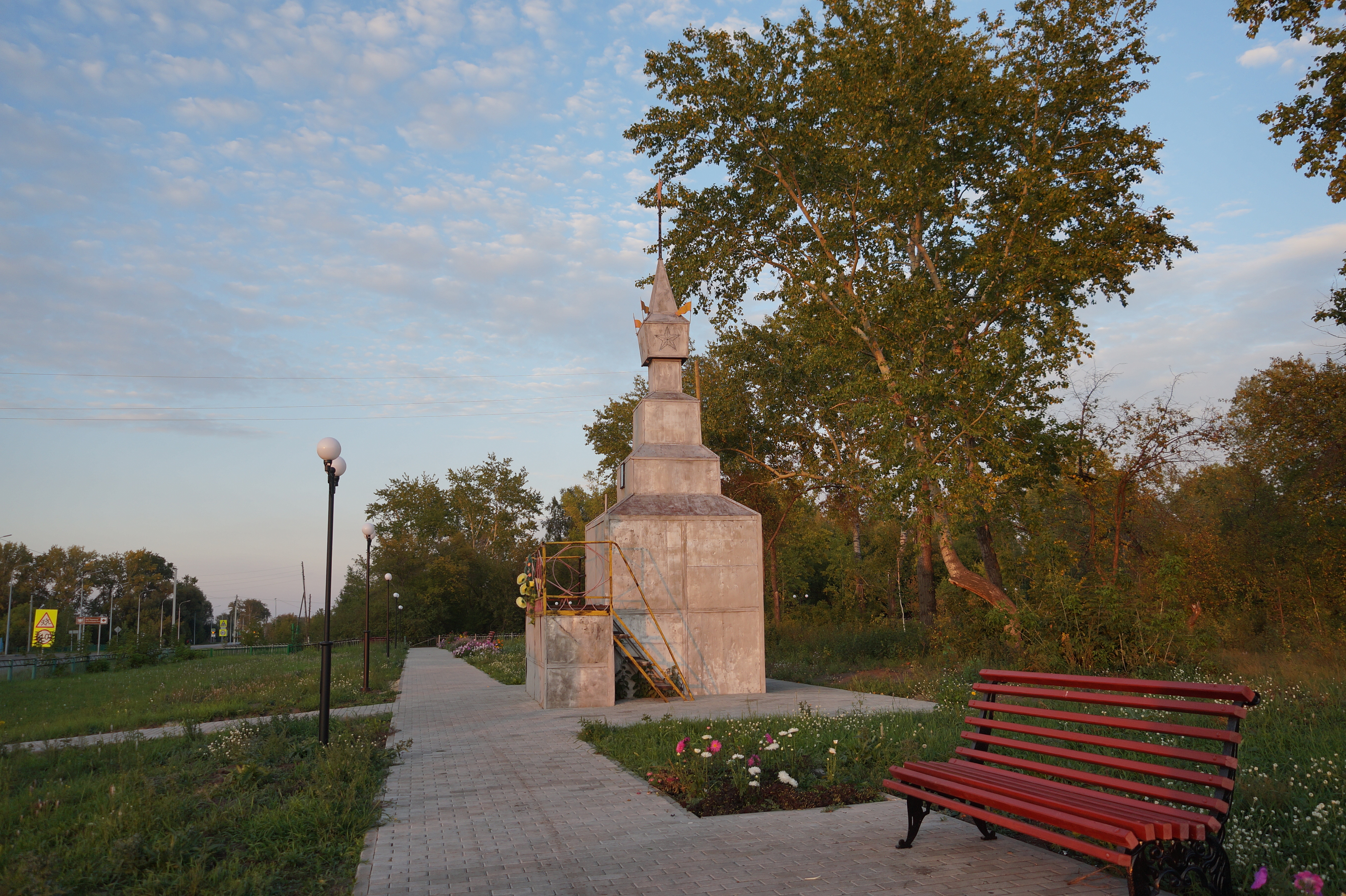 Село подойниково. Панкрушихинский район Алтайский край памятник.