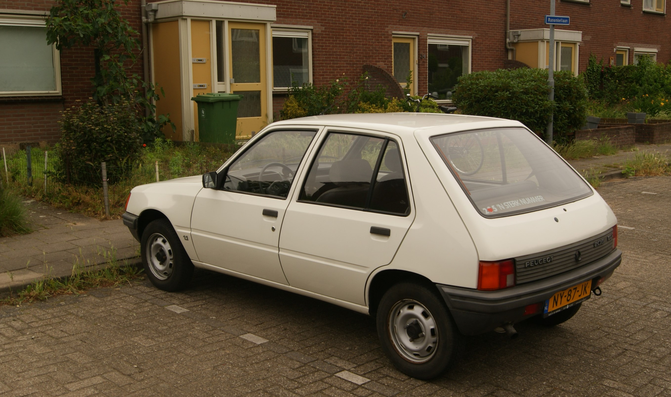 1980 Peugeot 205 GTi – Project Profile