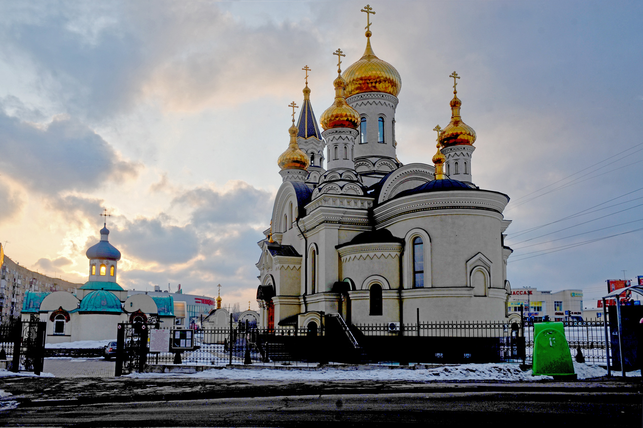 храм петра и февронии в донецке