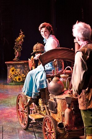 File:Anneliesevanderpol as belle in beautyandthebeast.jpg