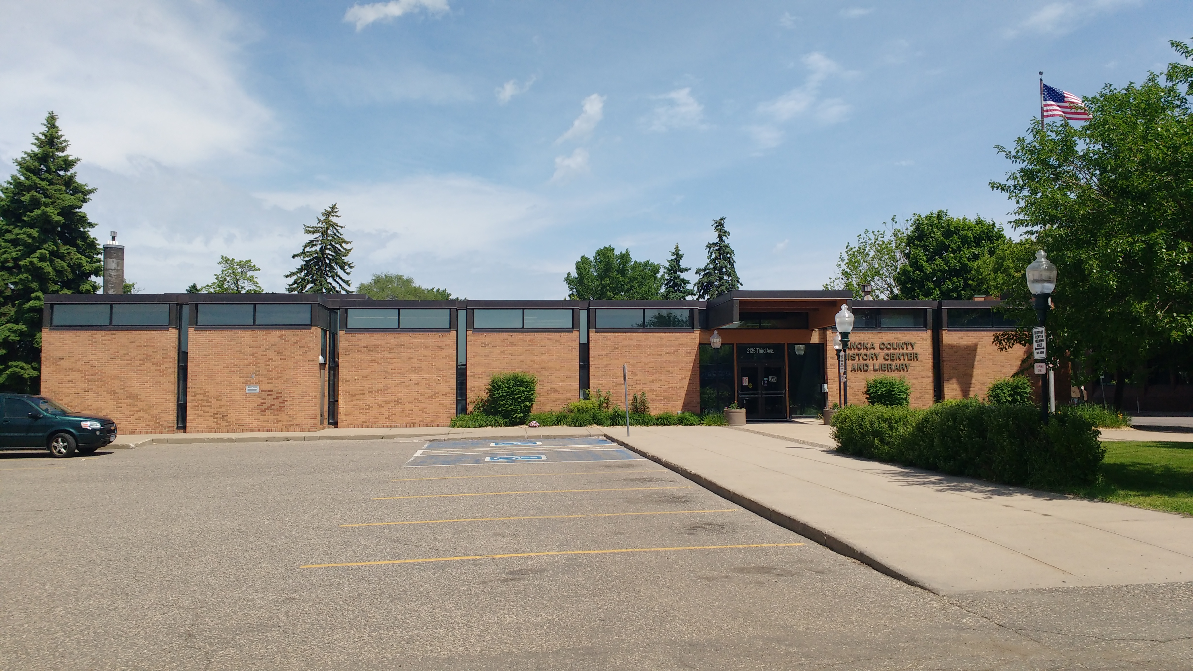 History center. Anoka County Library.