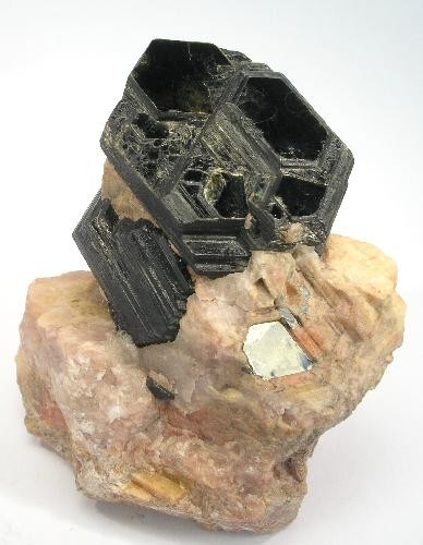 Orthoclase: Mineral information, data and localities.