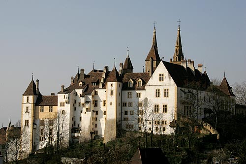 File:Château de Neuchâtel.jpg
