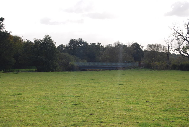 File:Chafford Bridge - geograph.org.uk - 1550173.jpg