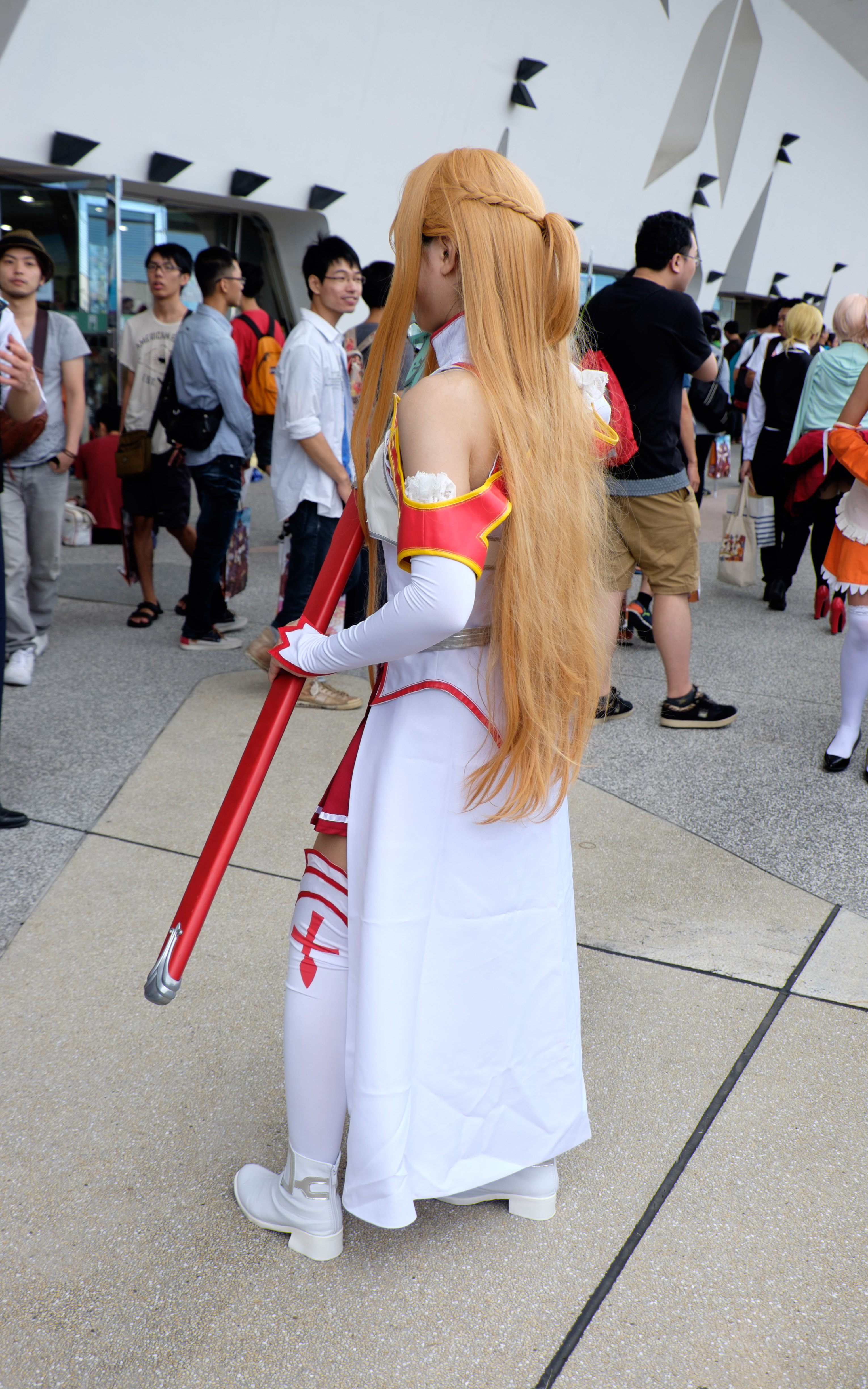 File:Cosplayer of Asuna, Sword Art Online Rear Left View at FF26 