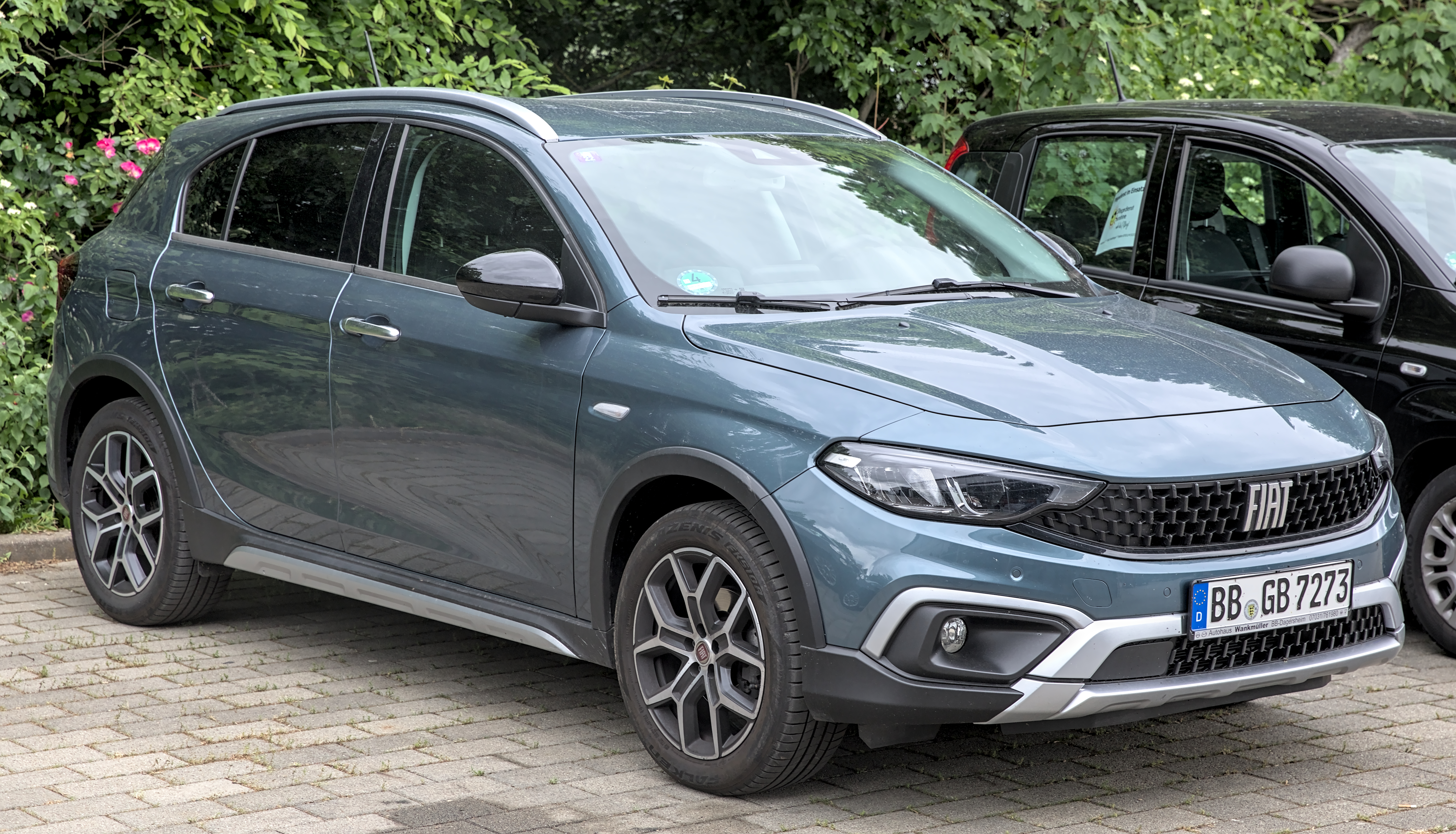 Fiat Tipo Cross: features and prices of the adventurer Tipo