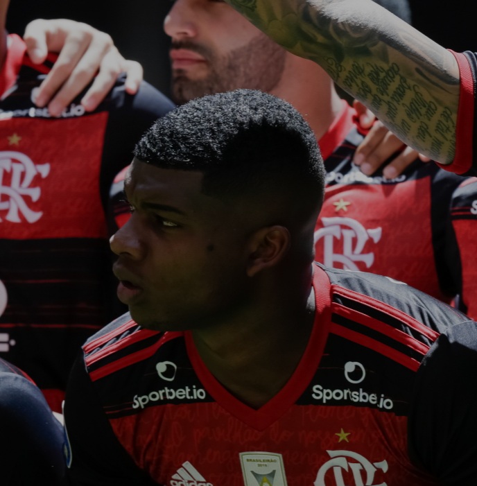 Quantos gols Lincoln fez na base do Flamengo?