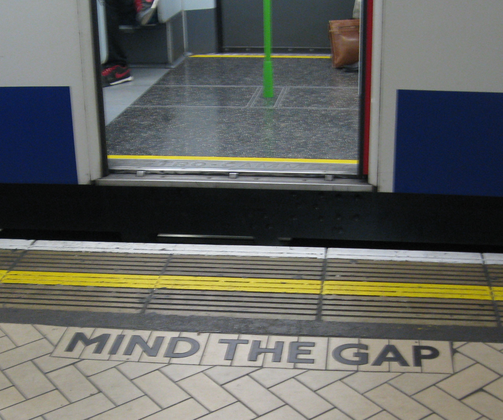 Mind The Gap Wikipedia - mind the gap roblox map