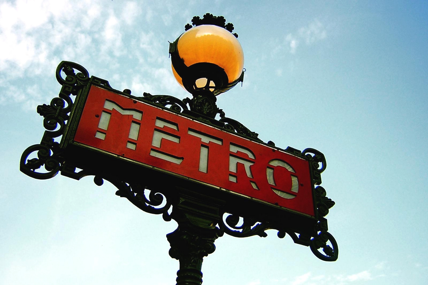 Paris Metro Sign 2.jpg