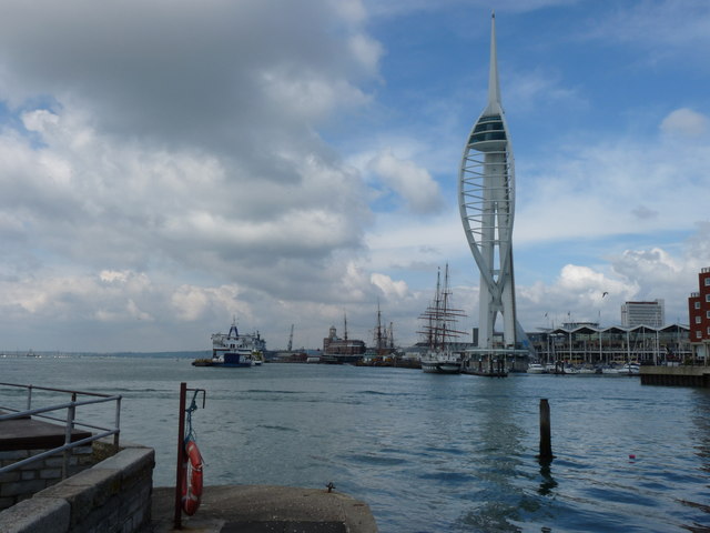 File:Portsmouth Harbour - geograph.org.uk - 1255938.jpg