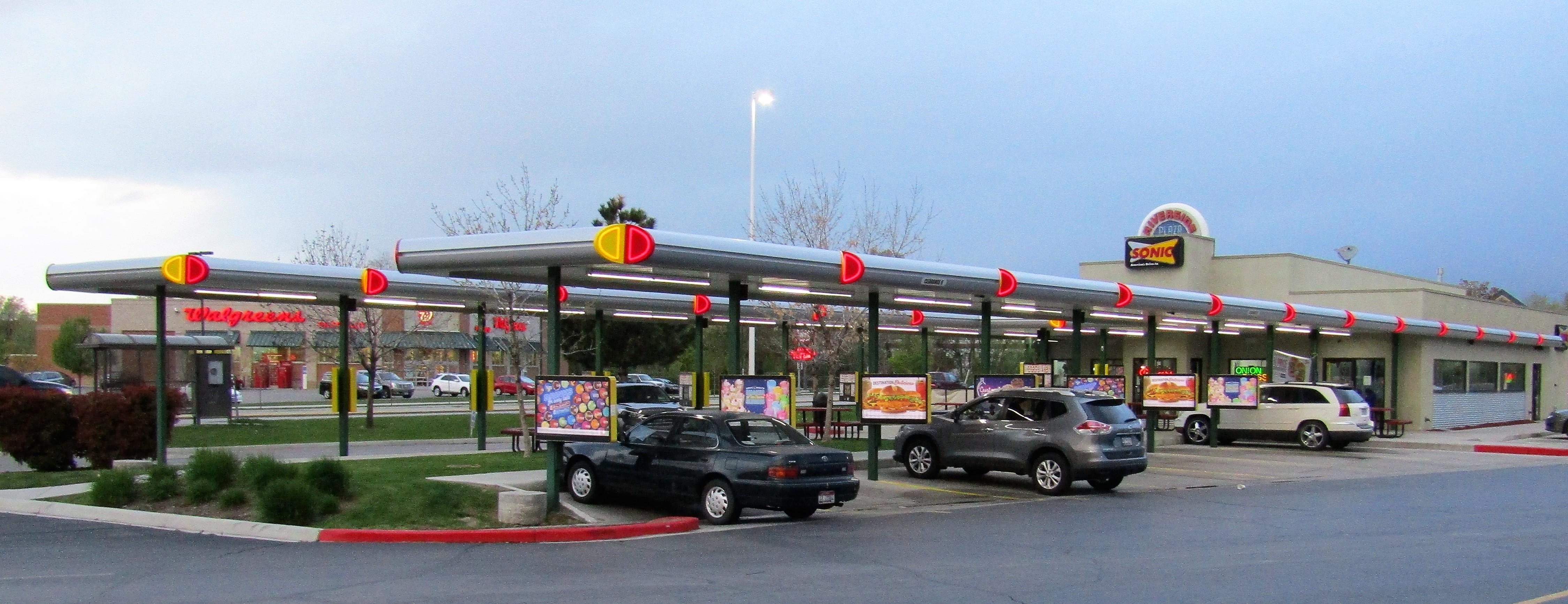 Sonic Drive-In, Sonic Drive-In Store Near Me and Sonic Drive-In