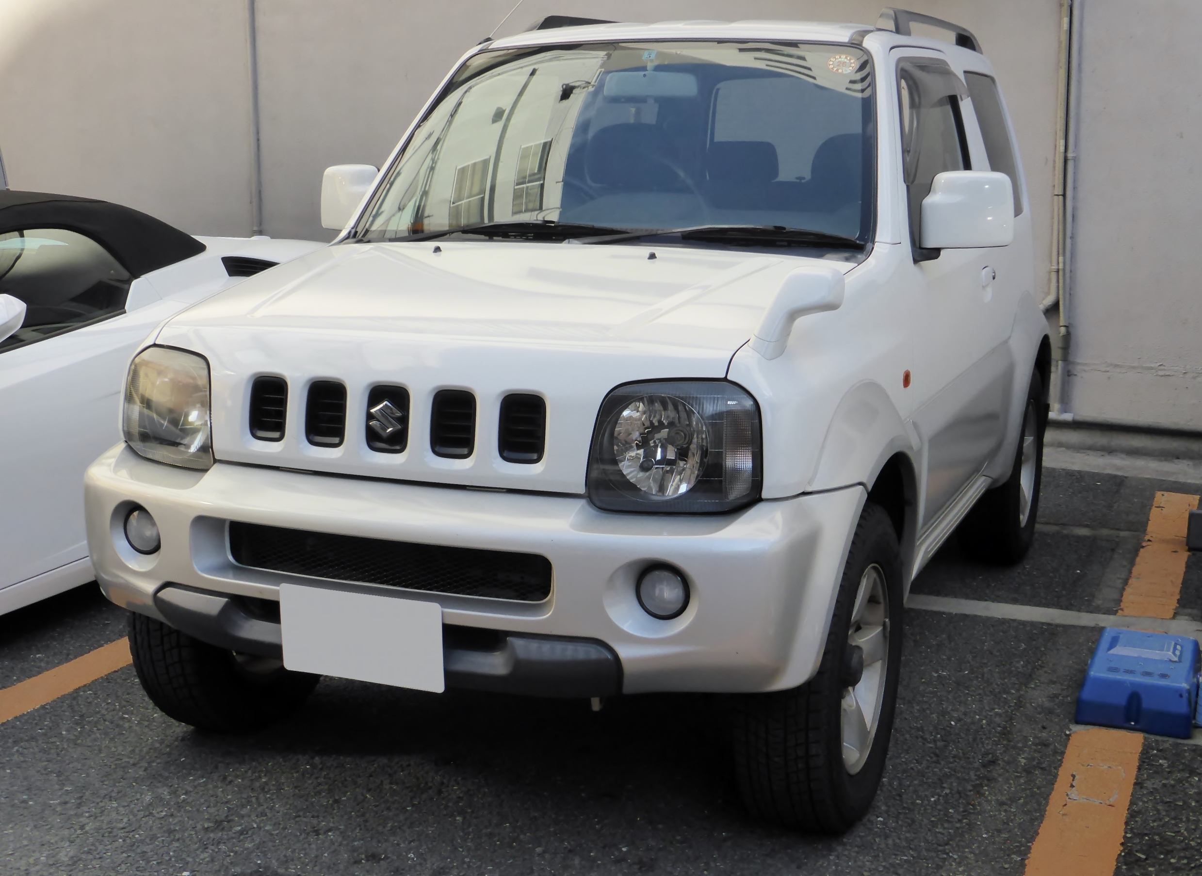 File:Suzuki Jimny SIERRA (JB43W) front.JPG - Wikimedia Commons