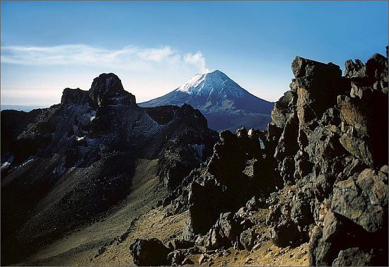 File:Volcan Popocatepetl.jpg