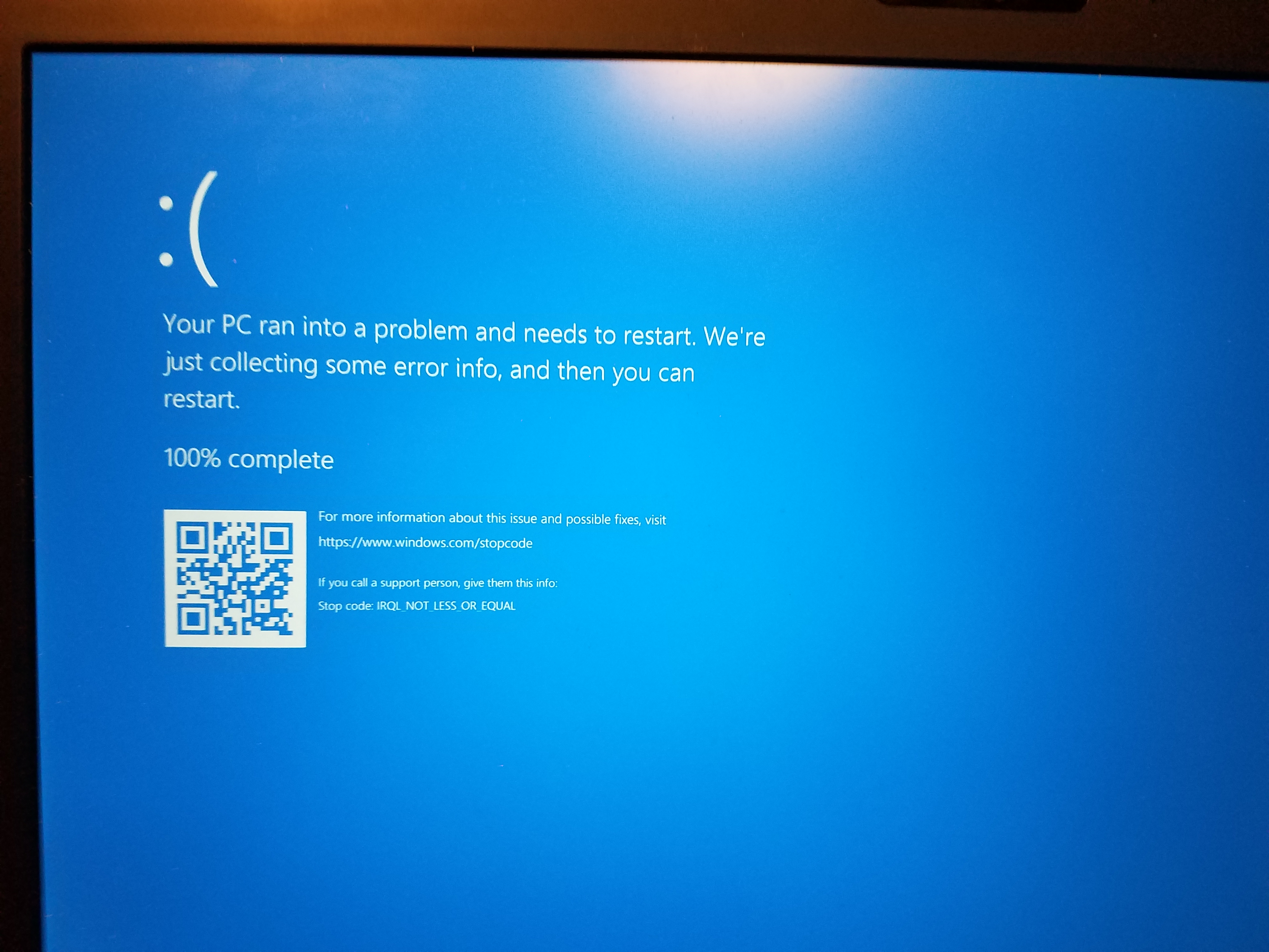 File Windows 10 Version 1703 Blue Screen Of Death Jpg Wikimedia Commons