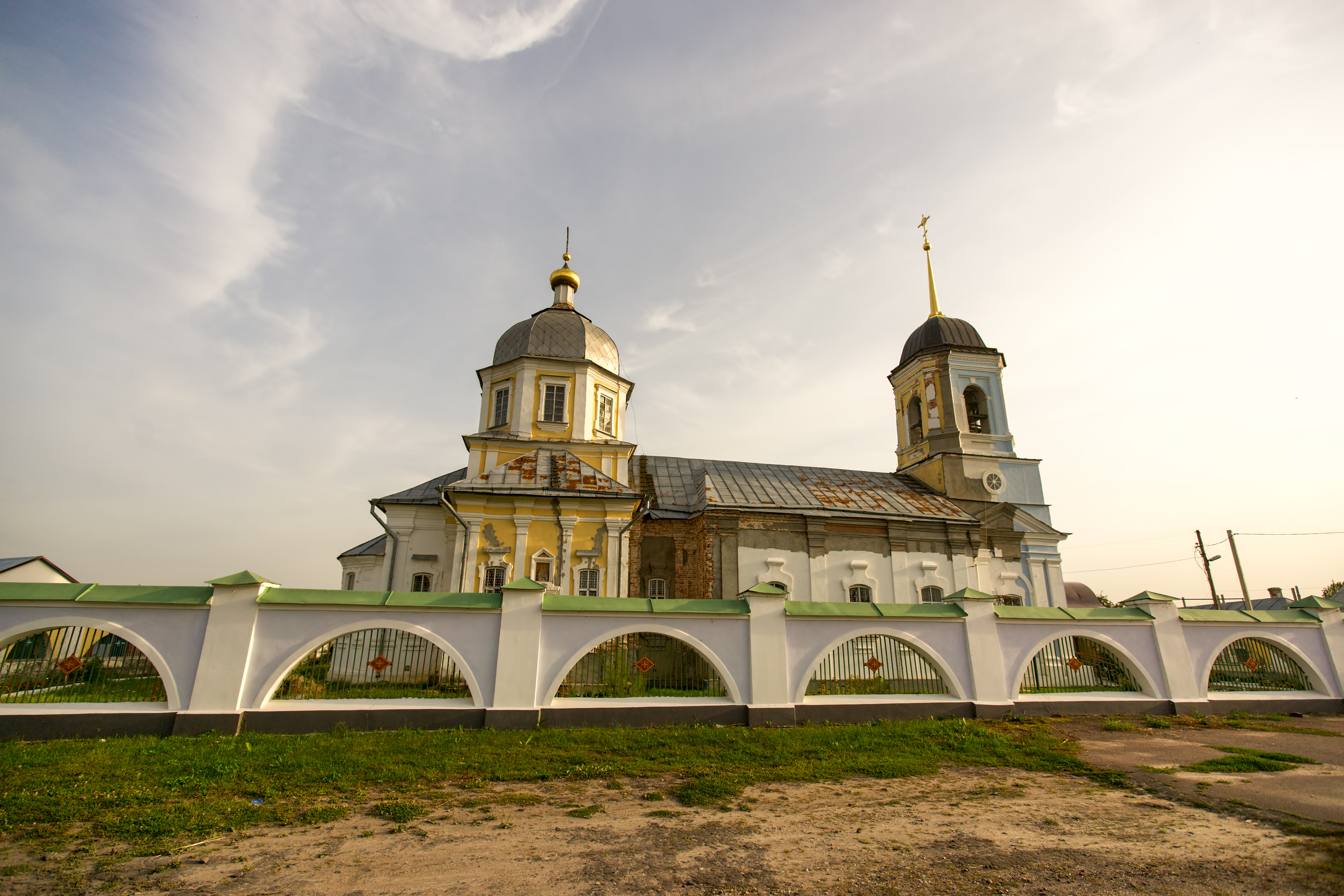 Дмитровск. Собор Дмитрия Солунского. Церковь Дмитрия Солунского в Дмитровске. Церковь Дмитрия Солунского Дмитровск Орловская область. Церковь Дмитрия Солунского Кострома.