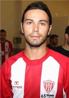 León with [[Nea Salamis Famagusta FC|Nea Salamina]] in 2013