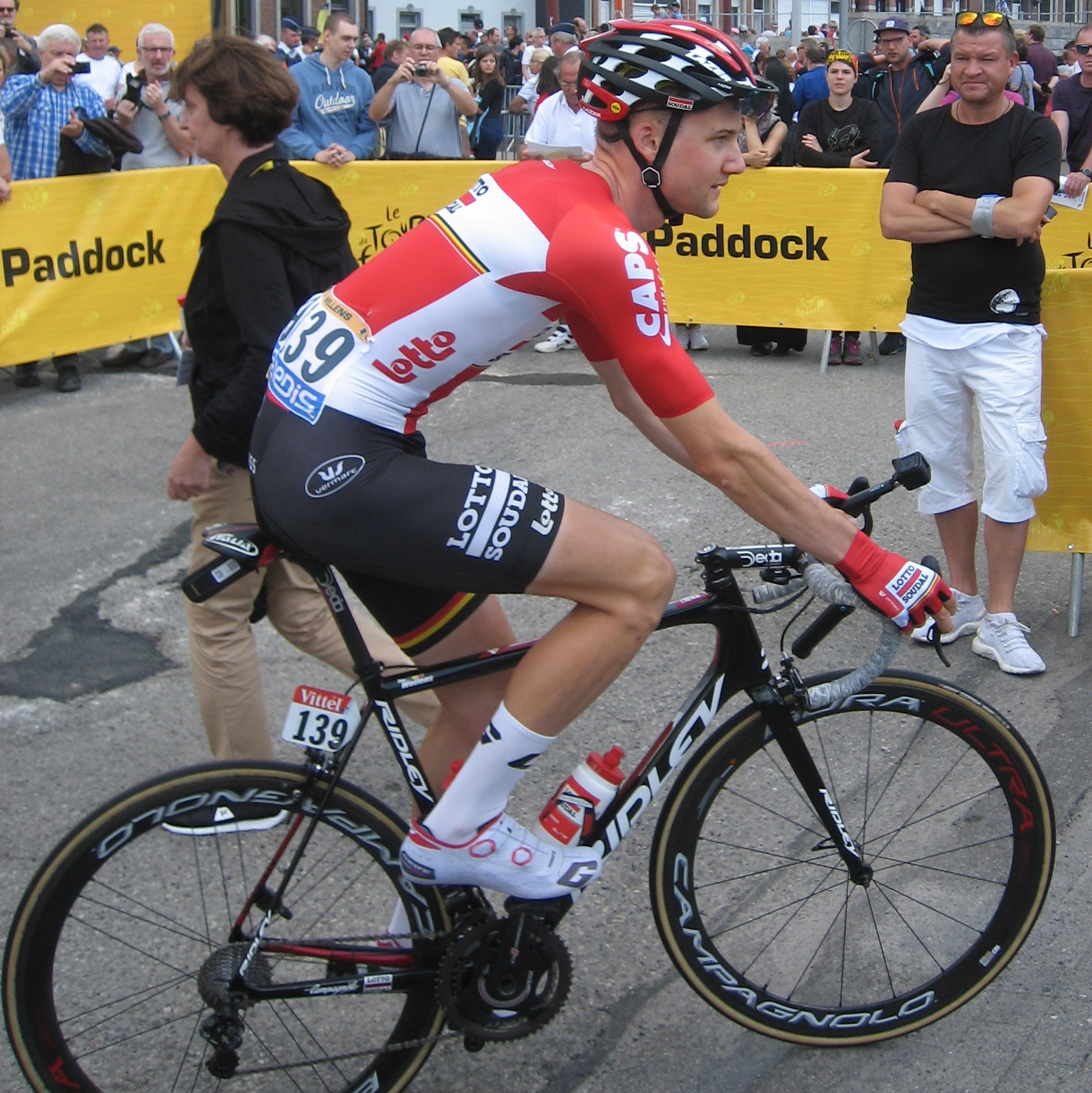 af opbevaring Autonom File:2017 TdF E3 Tim Wellens.jpg - Wikimedia Commons