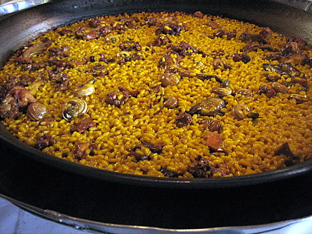 File:Arroz-con-conejo-y-caracoles.jpg