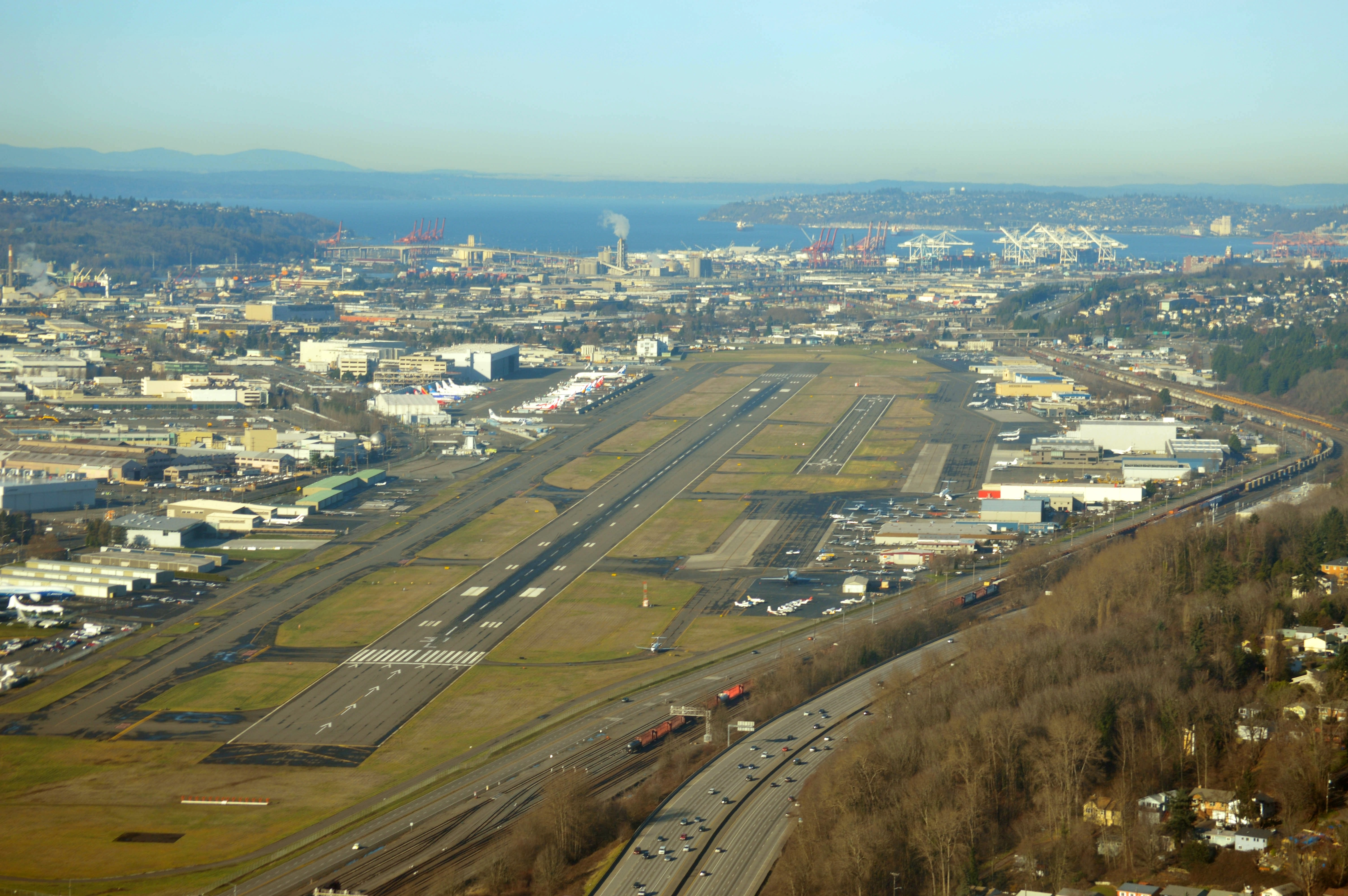 Everett airport washington