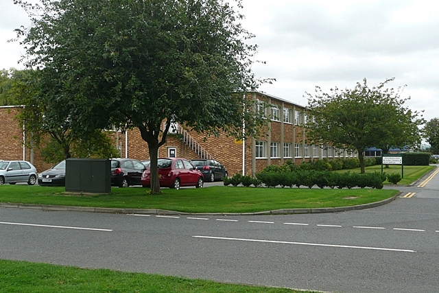 File:Boston House, Grove Technology Park - geograph.org.uk - 971036.jpg