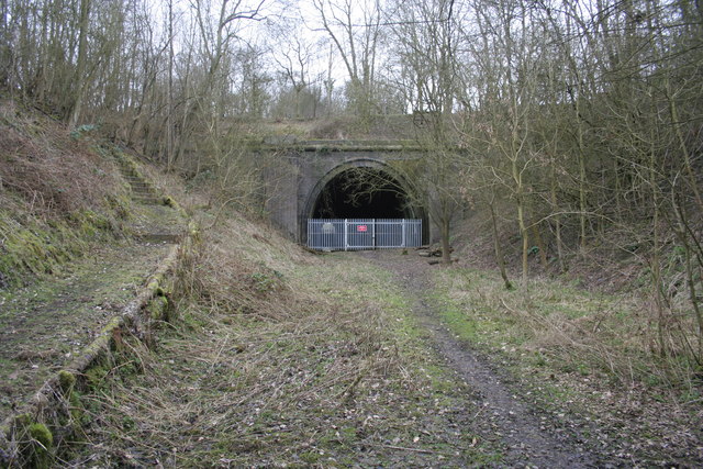 File:Bourne to Little Bytham Railway Tunnel Entrance - geograph.org.uk - 144617.jpg