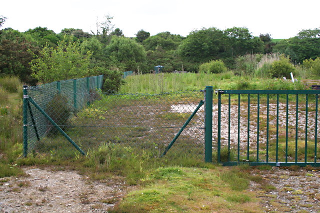 File:Fenced off Section of the Carnon River Valley - geograph.org.uk - 845407.jpg