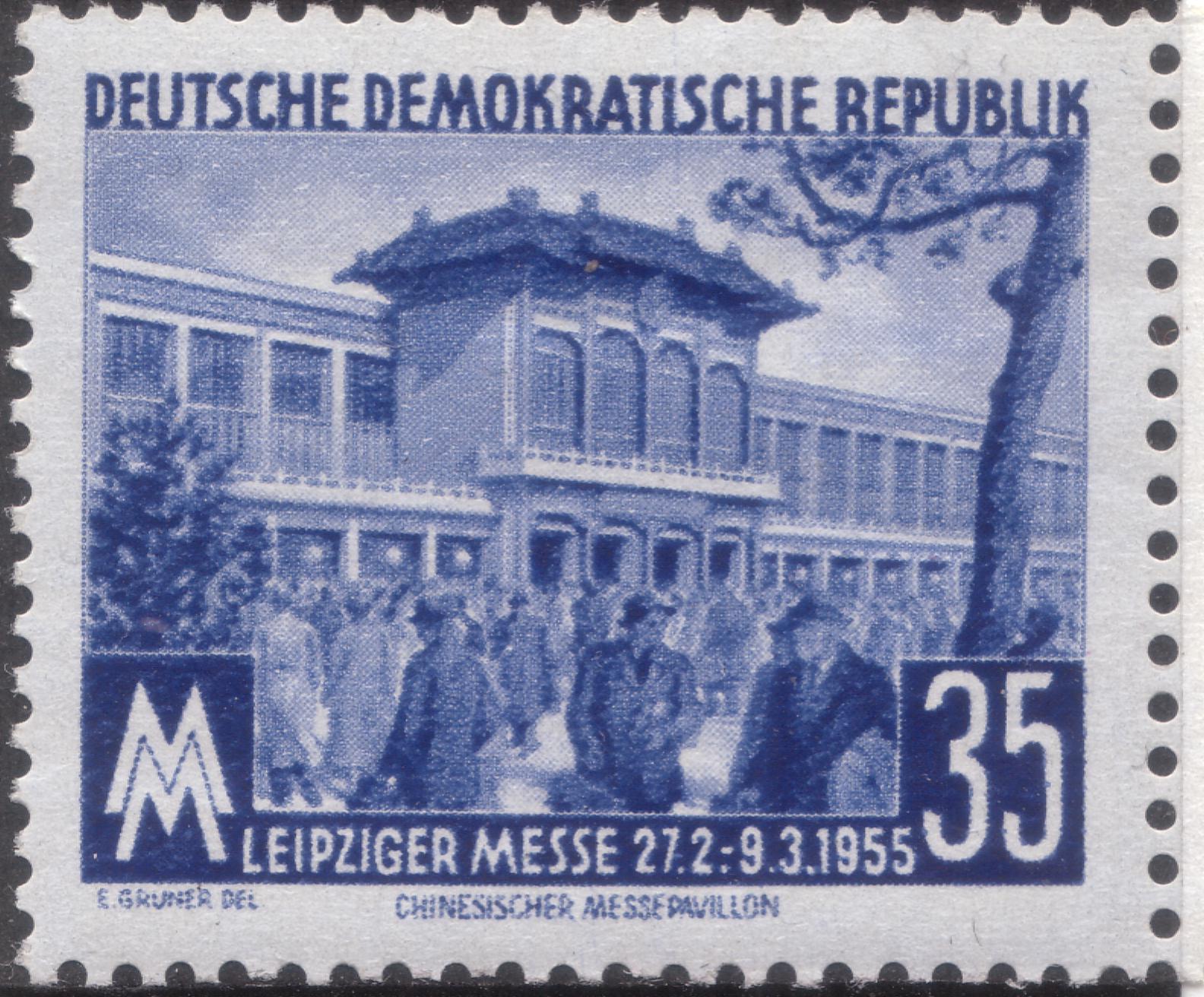 1955 гдр. Марки ГДР 1955 год. ГДР 1955. ГДР 1949-1955. Блок марочный ГДР Лейпцигская ярмарка 1955 г.