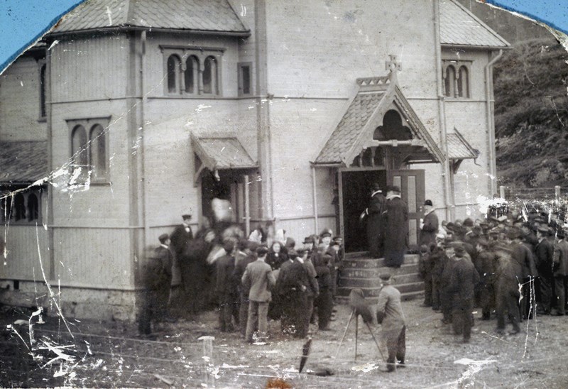 File:Innvielse av Stemshaug kirke, 1908.jpg