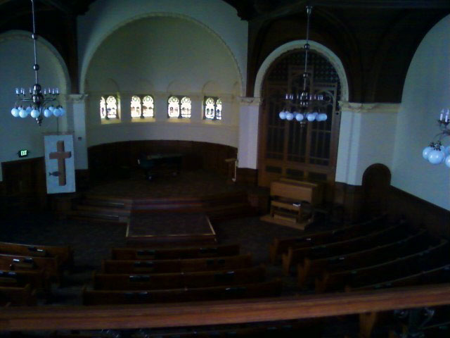 File:Inside Ford Chapel.jpg