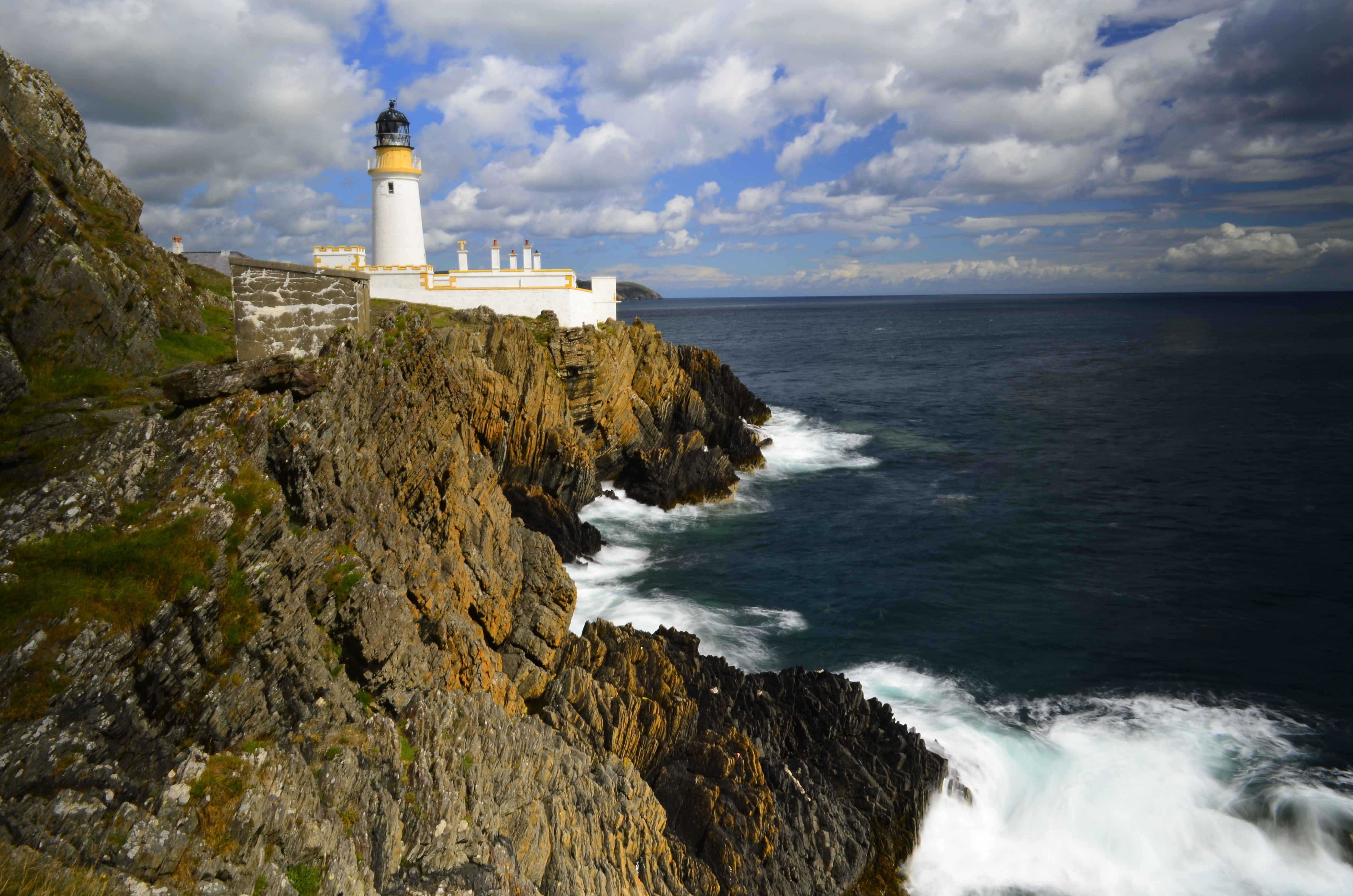 Islands of the united kingdom. Остров Мэн Великобритания. Остров Мэн Британия. Дуглас (остров Мэн). О-В Мэн Isle of man.