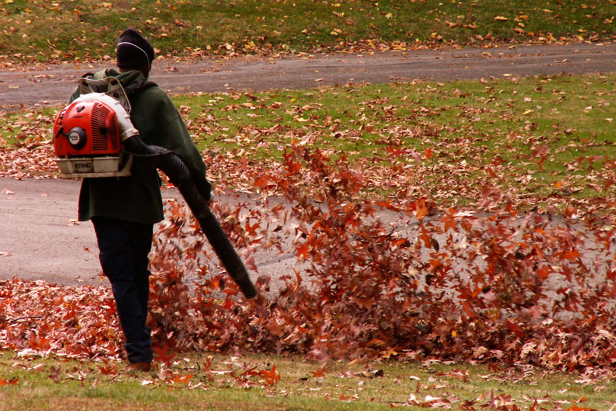 Leaf blower, Homewood Cemetery.jpg. 