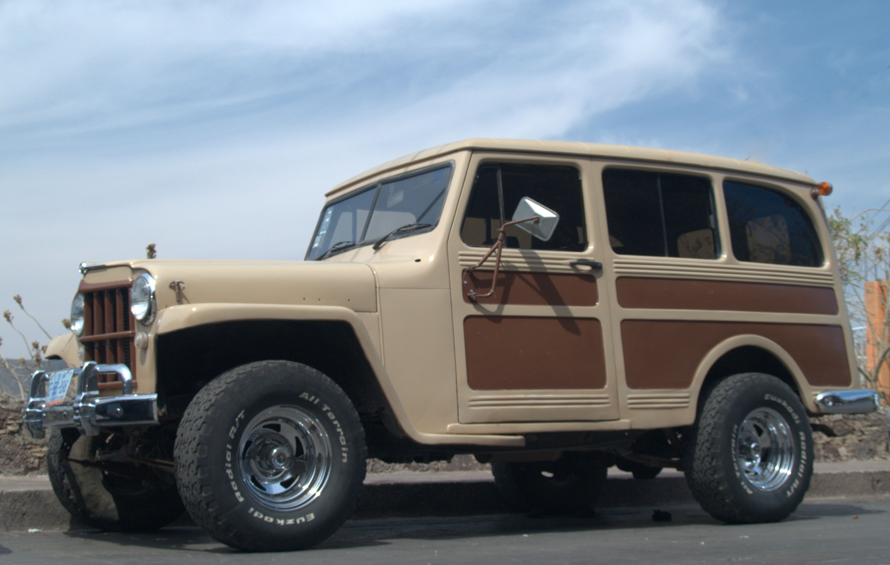 Willys jeep wagoneer for sale #2