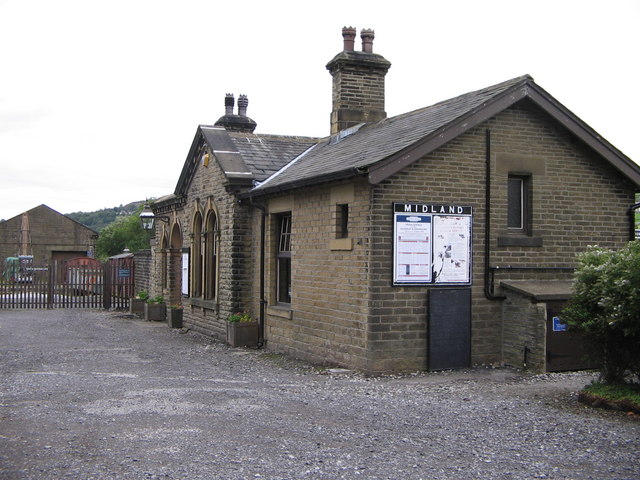 File:Oakworth Station - geograph.org.uk - 928578.jpg