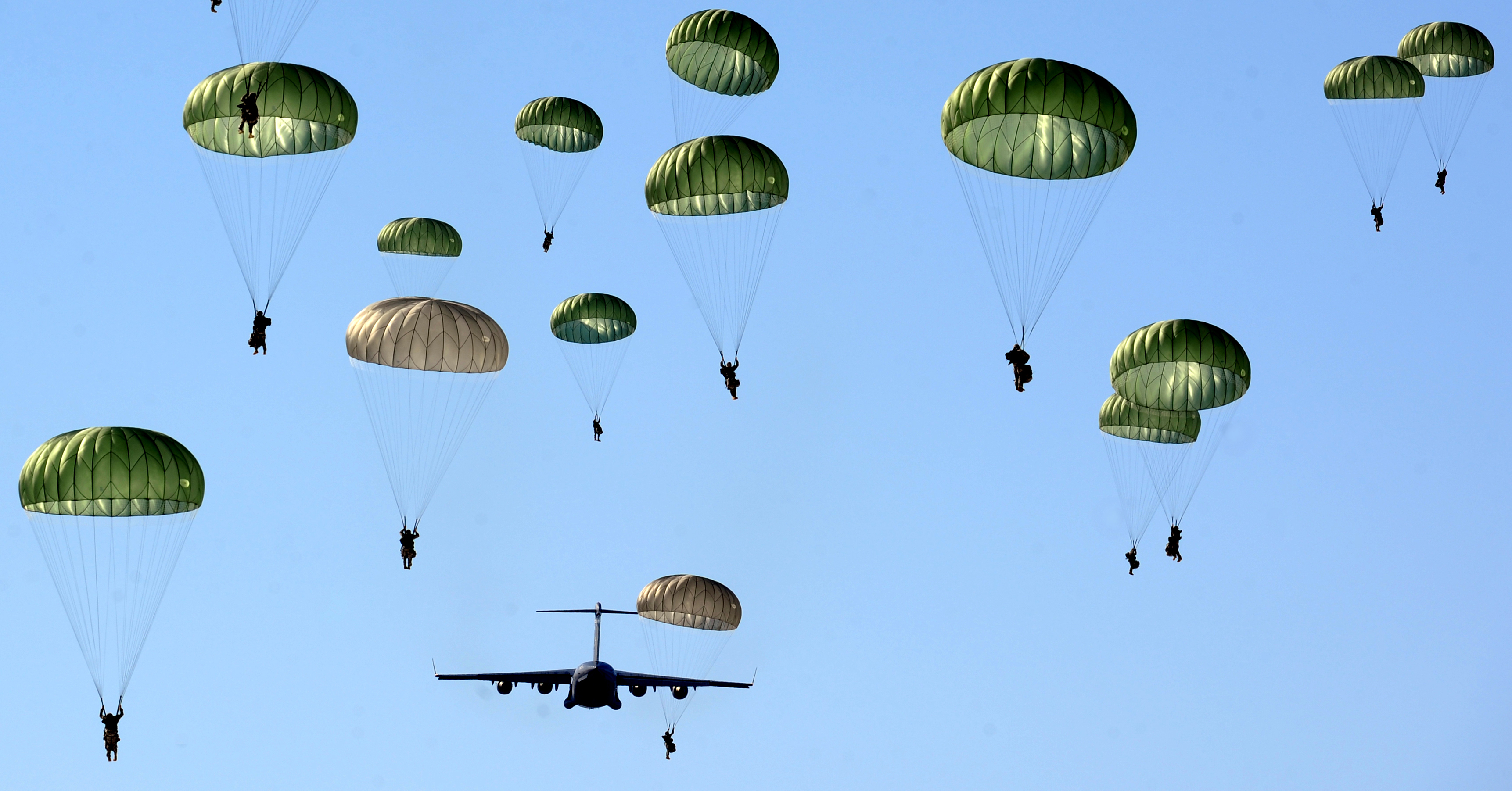 Включи russia american parachutes