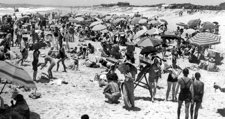 File:Queensland State Archives 392 Main Beach Gold Coast City 1 January 1933.png