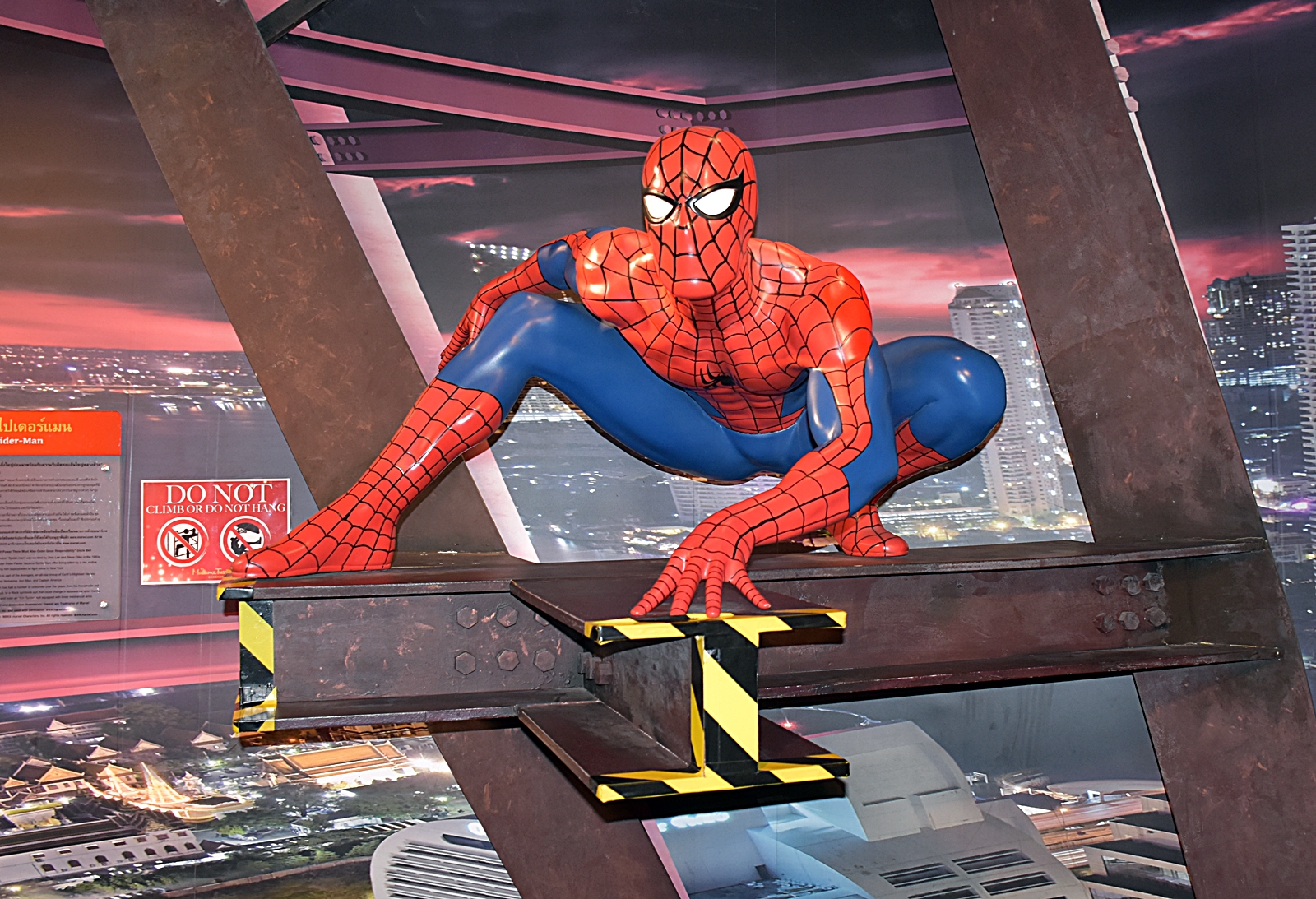 File:Spiderman - Madame Tussauds  - Wikimedia Commons