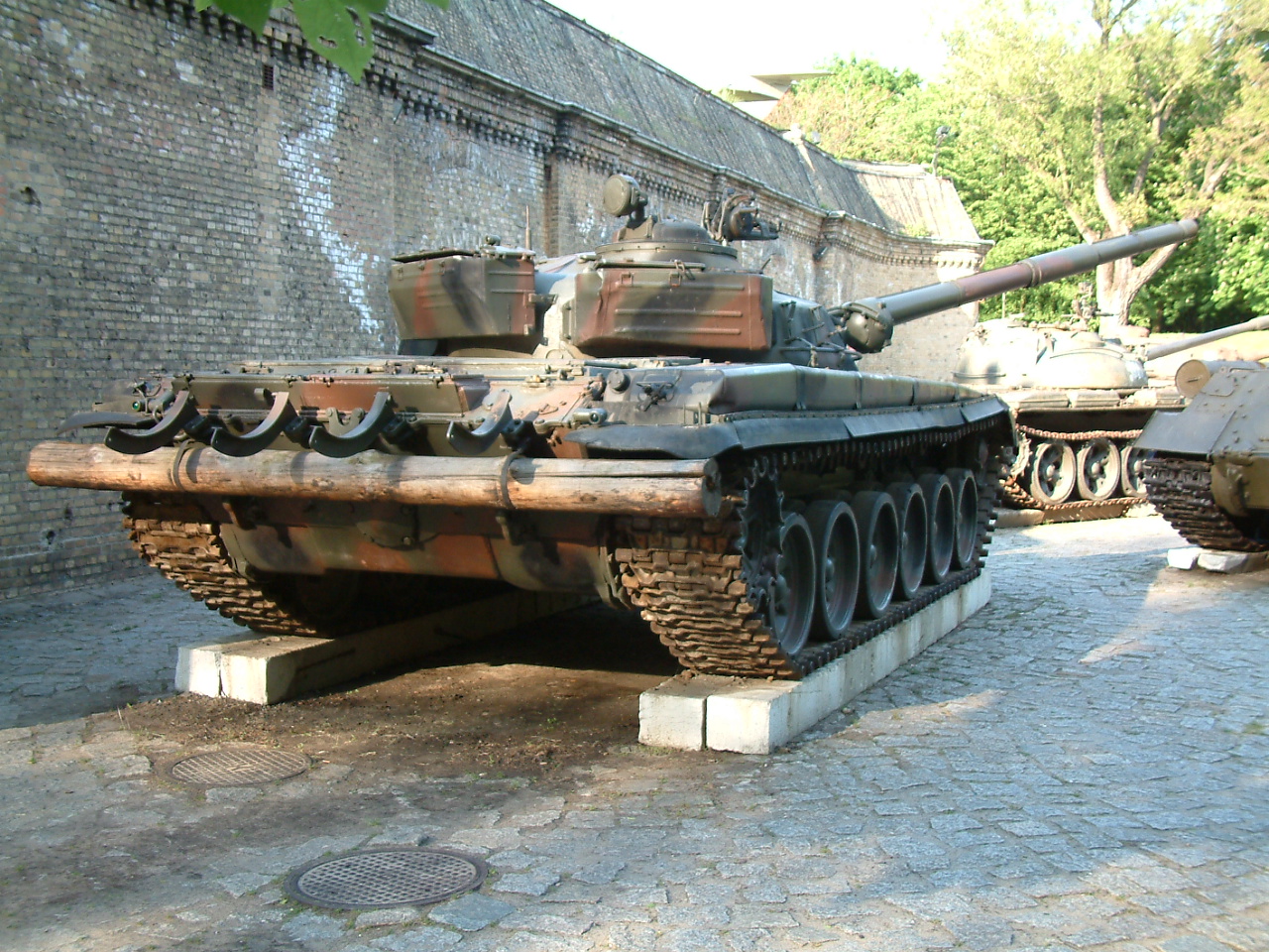 File T 72m1m Tyl Jpg Wikimedia Commons