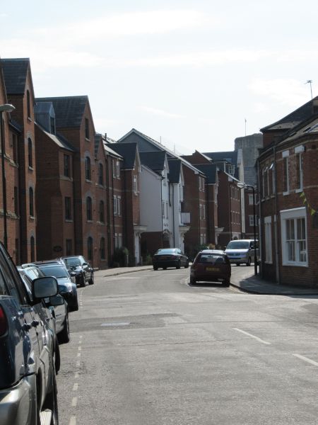 File:The other part of St Thomas Street - geograph.org.uk - 1384142.jpg