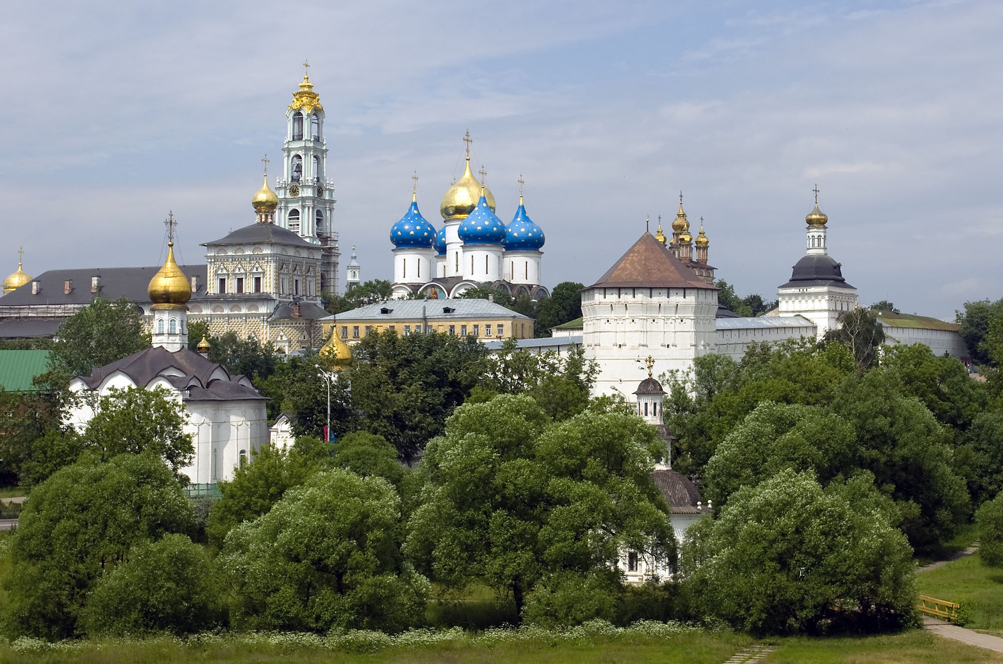 Сергиев посад москва. Троице-Сергиева Лавра в Сергиевом Посаде. Троице-Сергиева Лавра с блинной горы. Троице Сергиева Лавра вид с блинной горы. Троице Сергиева Лавра осенью.